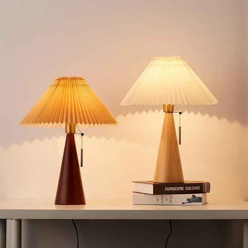 โคมไฟตั้งโต๊ะแบบจีบย้อนยุค โคม - Home Decor Lighting บทวิจารณ์และราคา