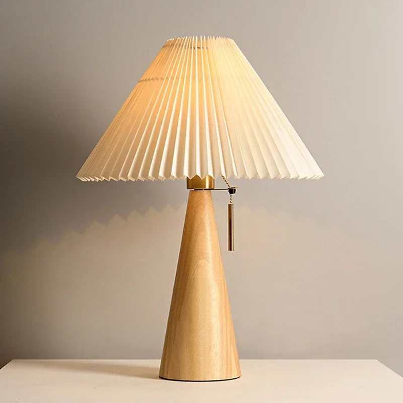โคมไฟตั้งโต๊ะแบบจีบย้อนยุค โคม - Home Decor Lighting บทวิจารณ์และราคา
